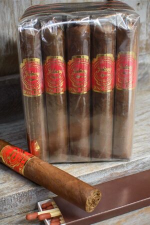 Juliany Robusto Corojo Cigars – Bundle of 20