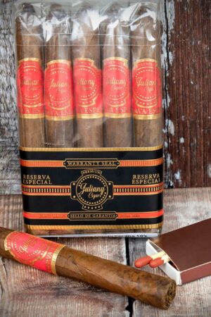 Juliany Corona Corojo Cigar – Bundle (10 Cigars)