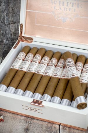 Rocky Patel White Label Toro – Box of 20 Cigars