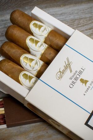 Davidoff Winston Churchill (Commander) Toro Cigars – Pack of 4